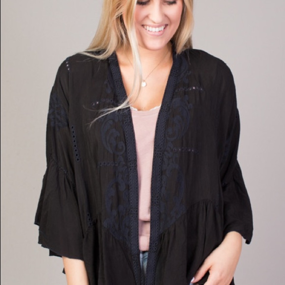 Johnny Was Demoran Ruffle Kimono - like new!!!